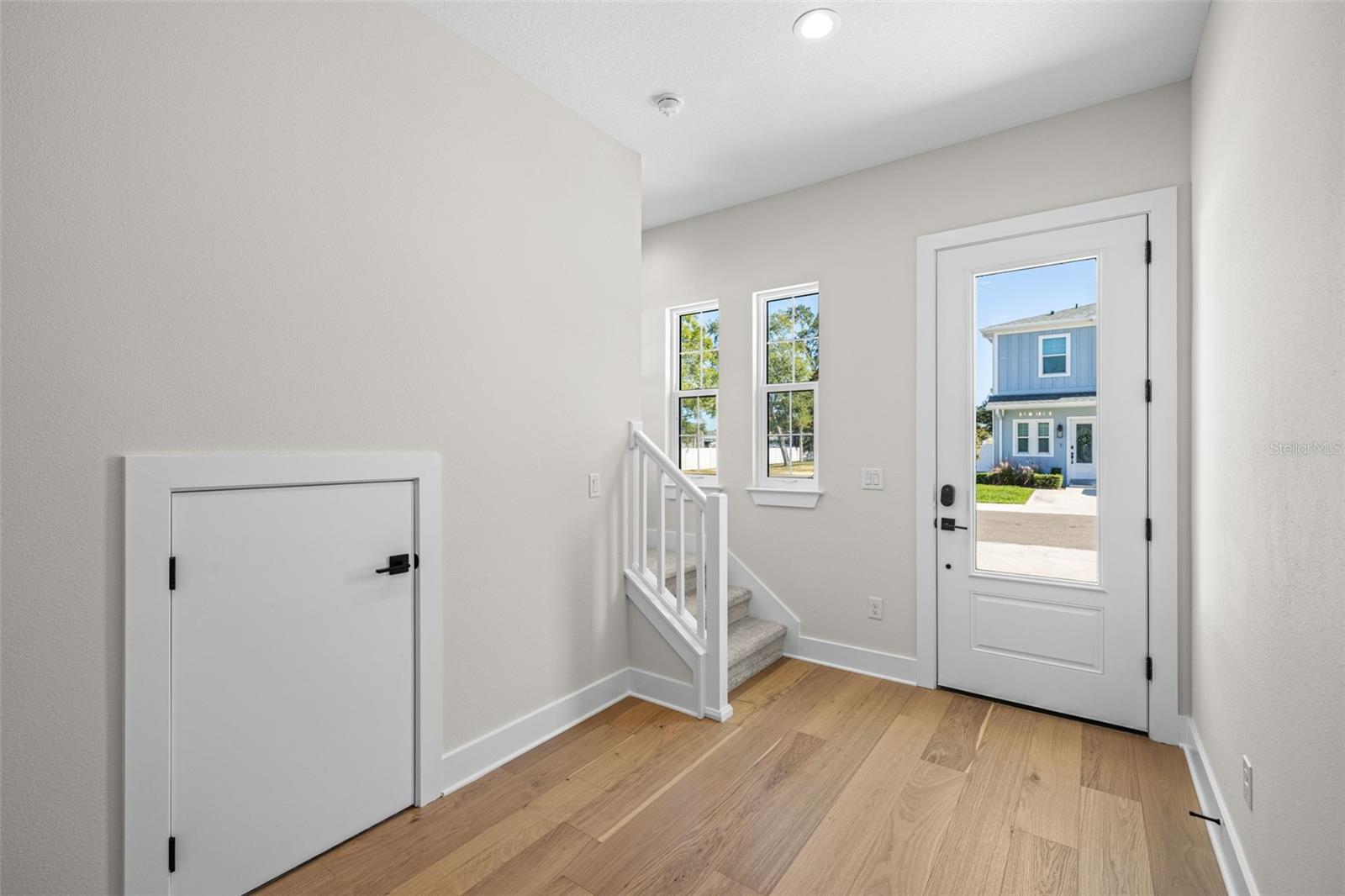 Image 6 of 36 For 3722 Mango Avenue 10