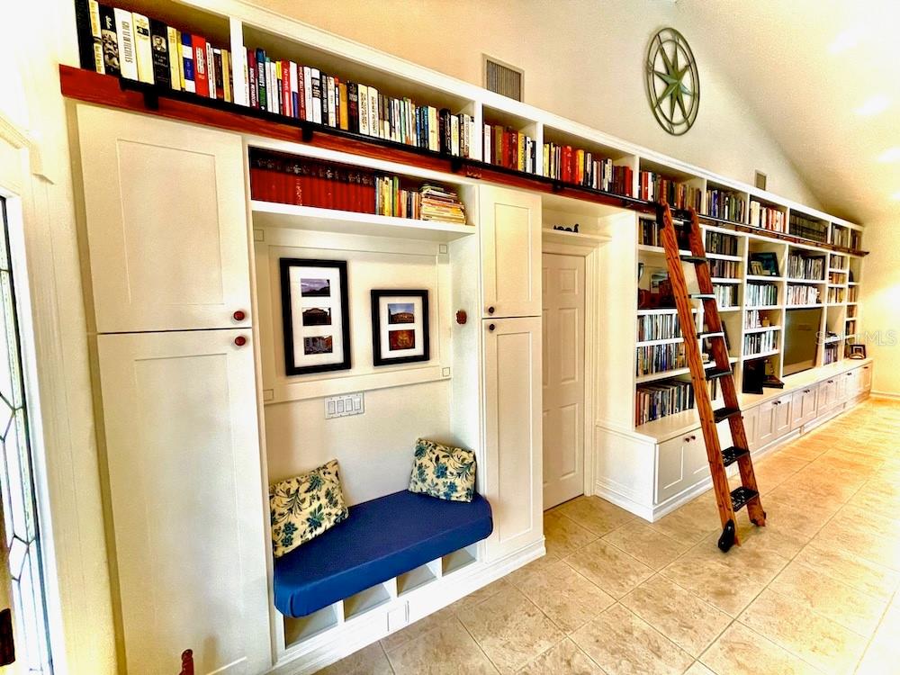 Image 10 of 77 For 14399 Tamarac Drive