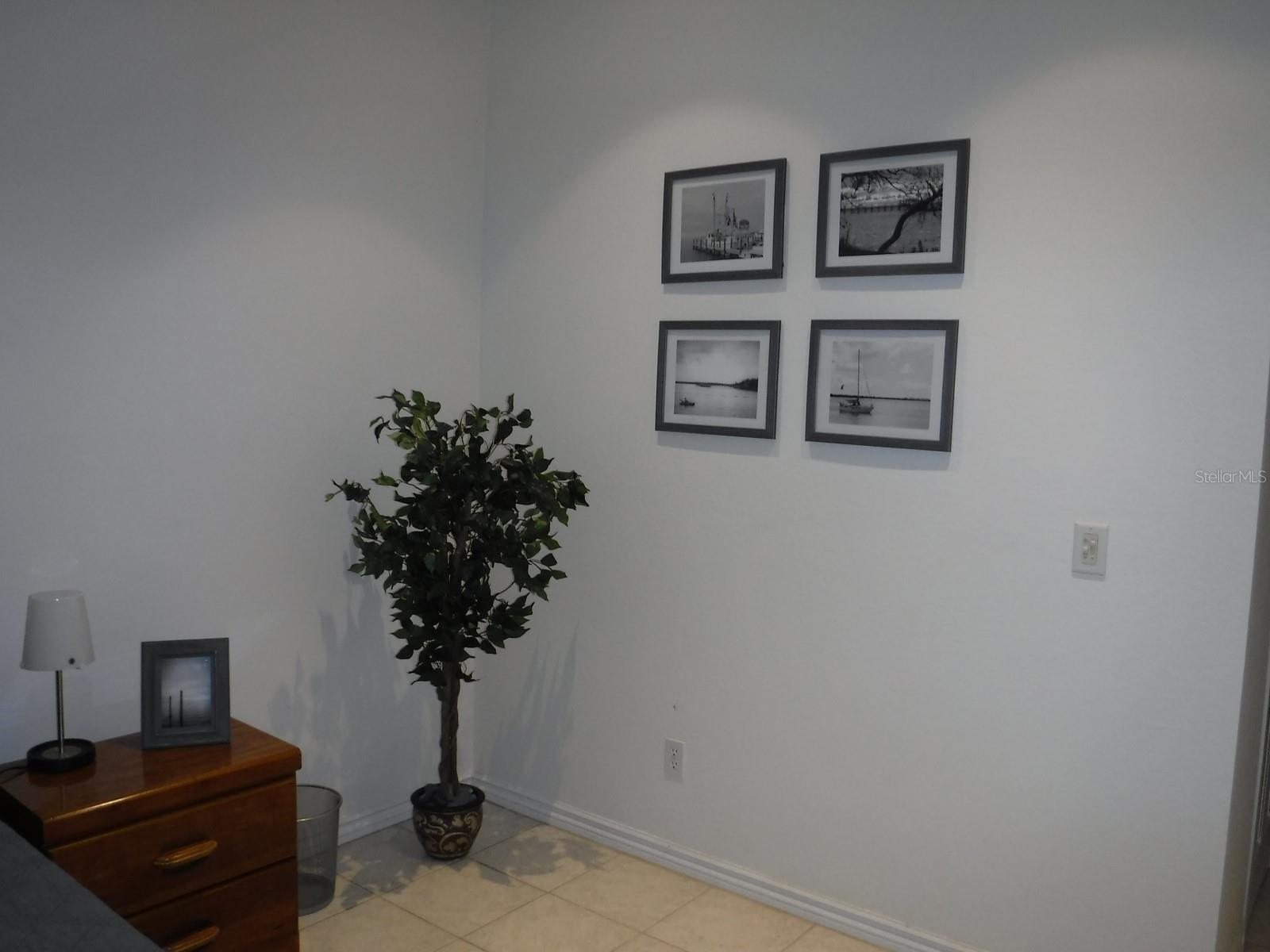 Image 34 of 77 For 14399 Tamarac Drive