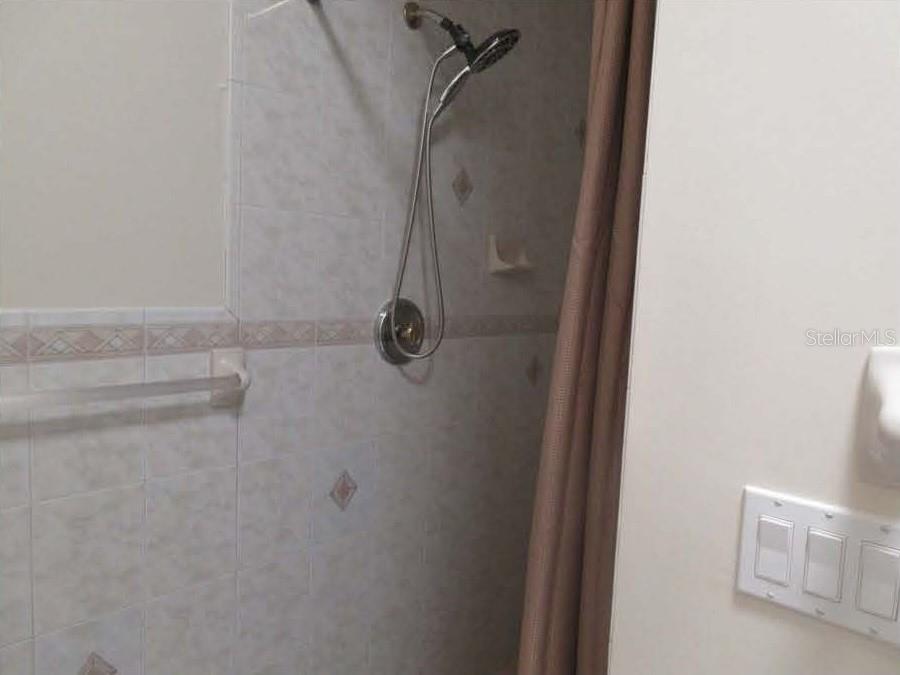 Image 41 of 77 For 14399 Tamarac Drive