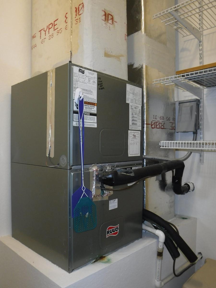 Image 47 of 77 For 14399 Tamarac Drive