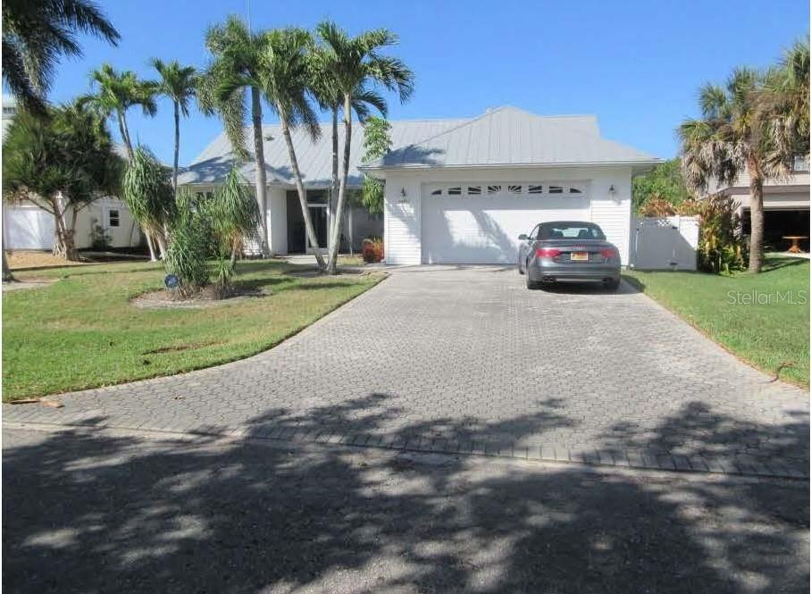 Image 5 of 77 For 14399 Tamarac Drive