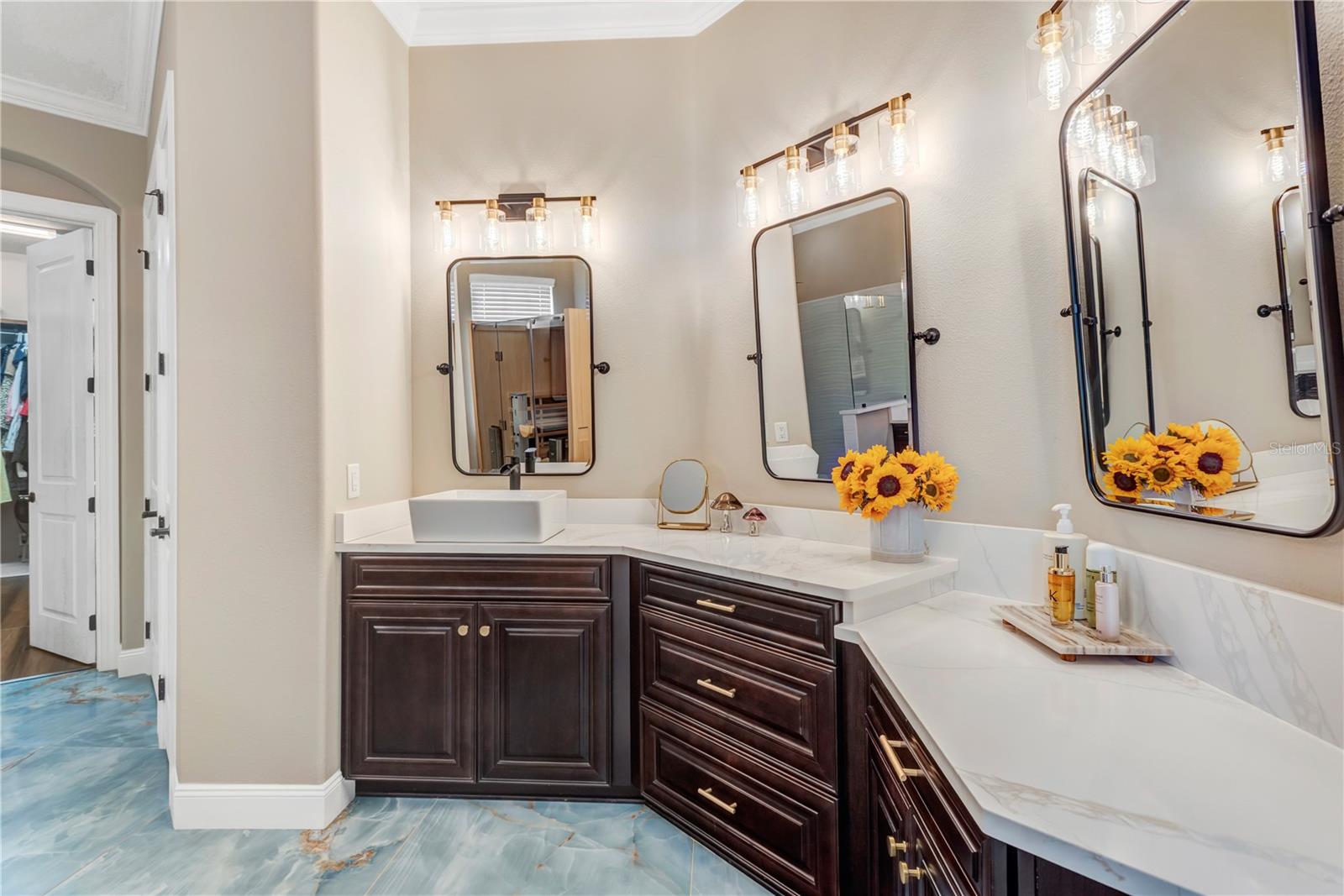 Image 13 of 72 For 14811 Donald Ross Court