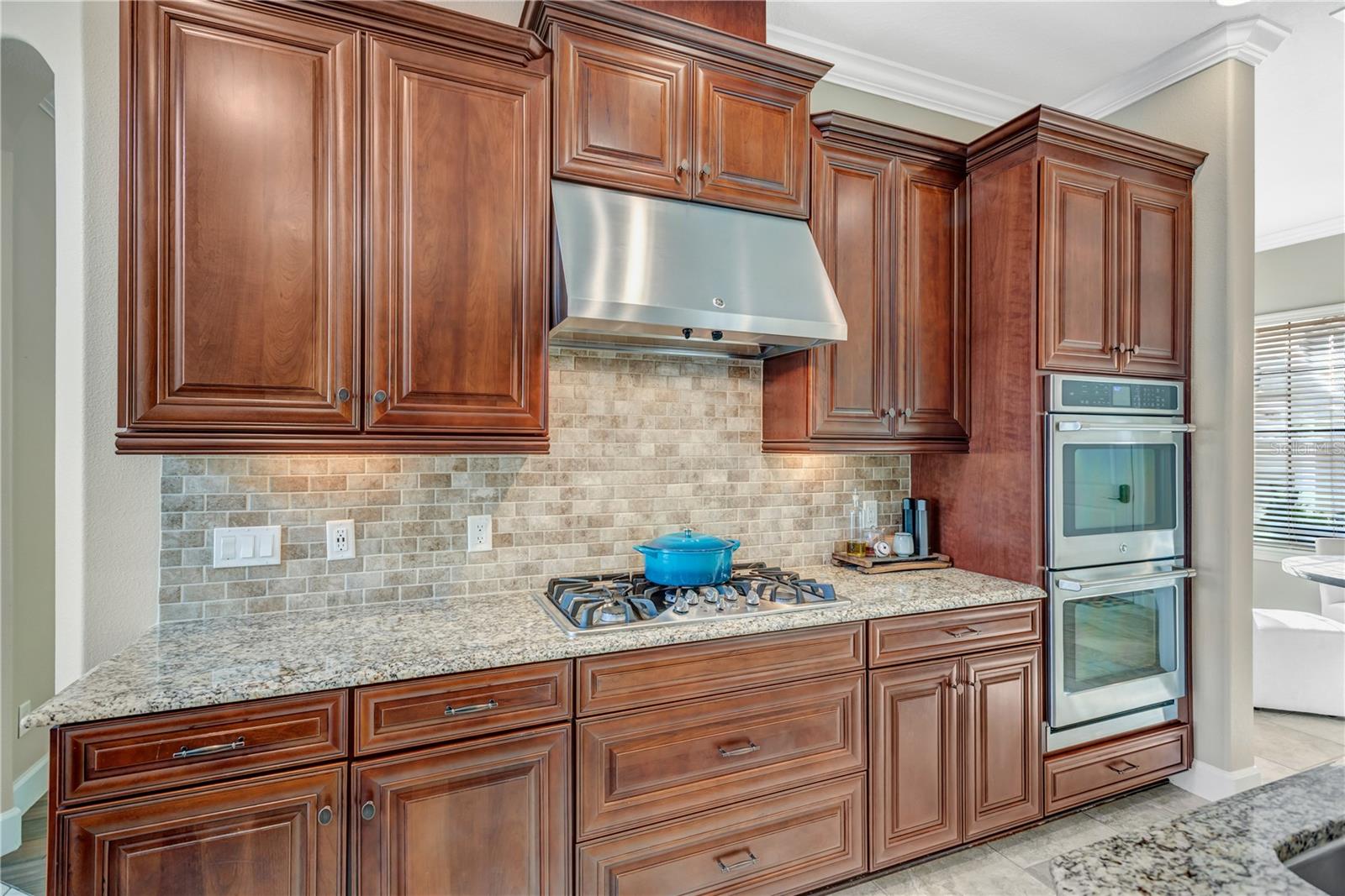 Image 22 of 72 For 14811 Donald Ross Court