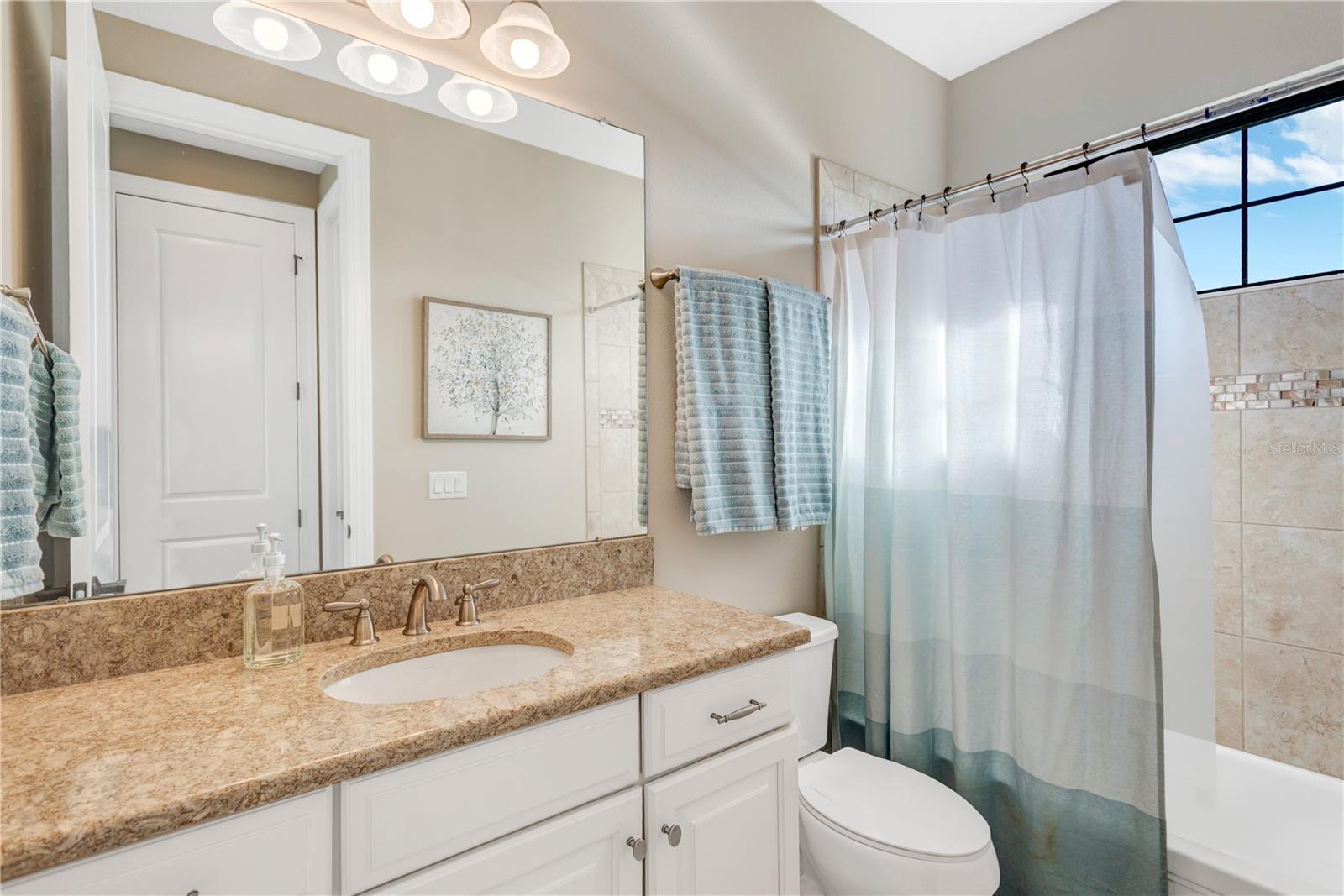 Image 42 of 72 For 14811 Donald Ross Court