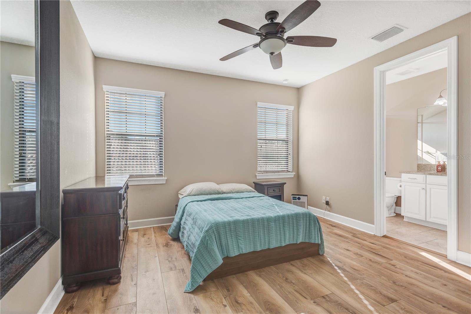 Image 43 of 72 For 14811 Donald Ross Court