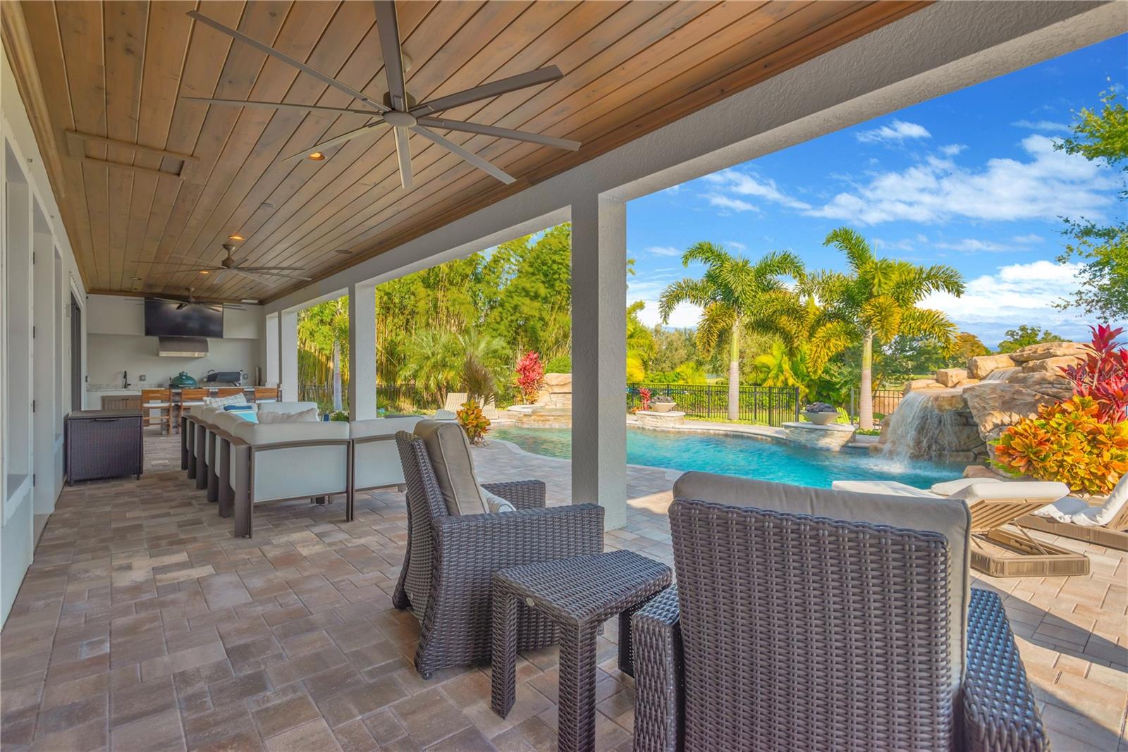 Image 51 of 72 For 14811 Donald Ross Court