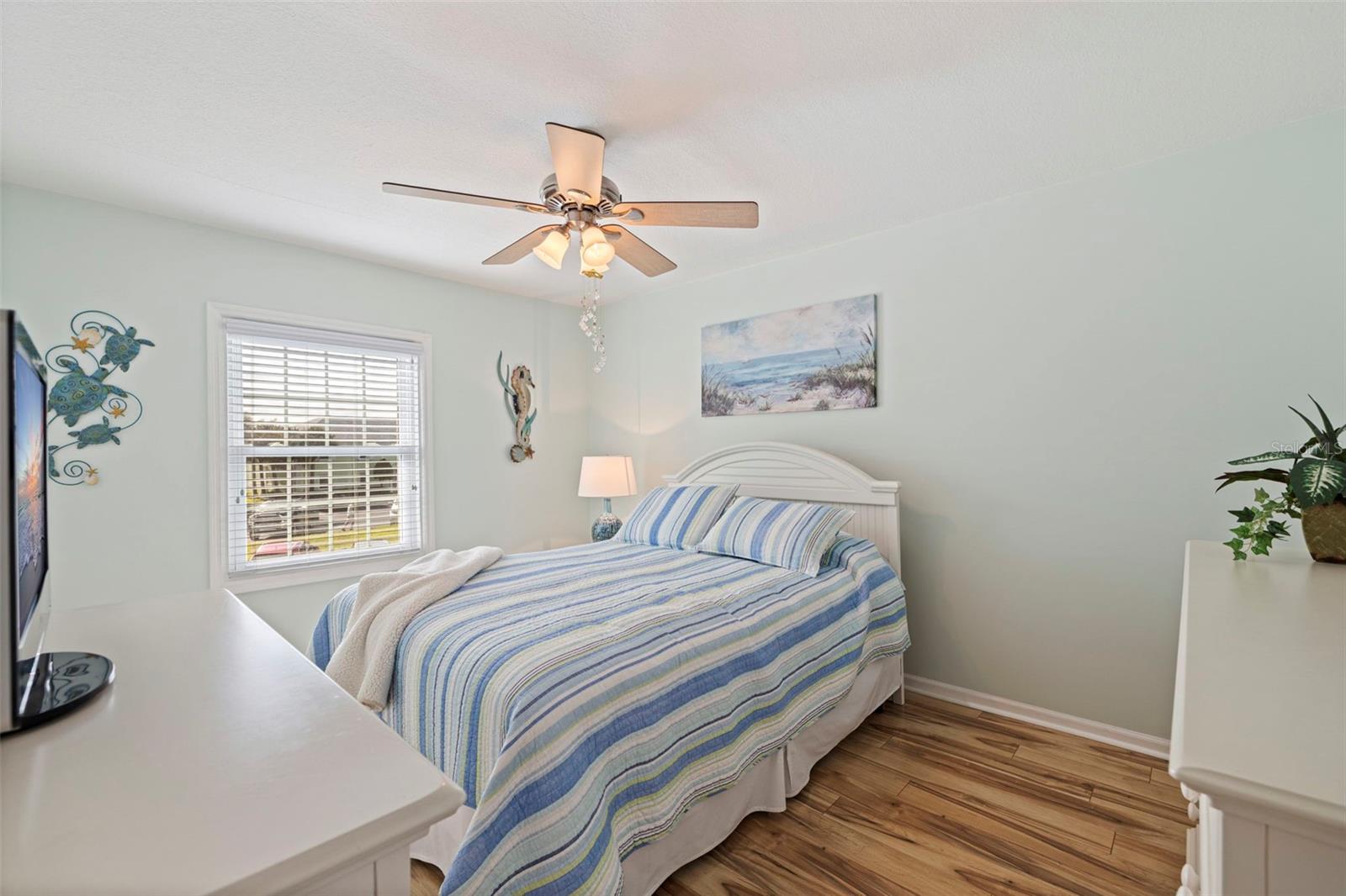 Image 23 of 72 For 5152 Salmon Drive Se D