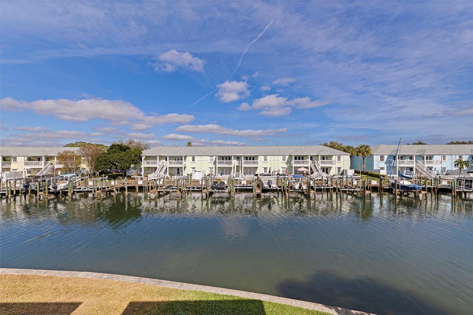 Image 27 of 72 For 5152 Salmon Drive Se D