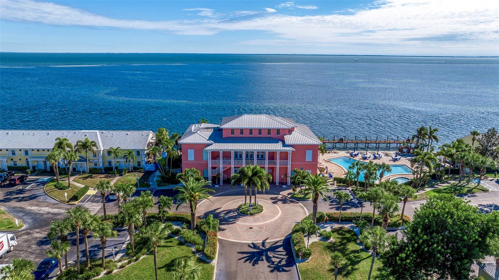 Image 38 of 72 For 5152 Salmon Drive Se D