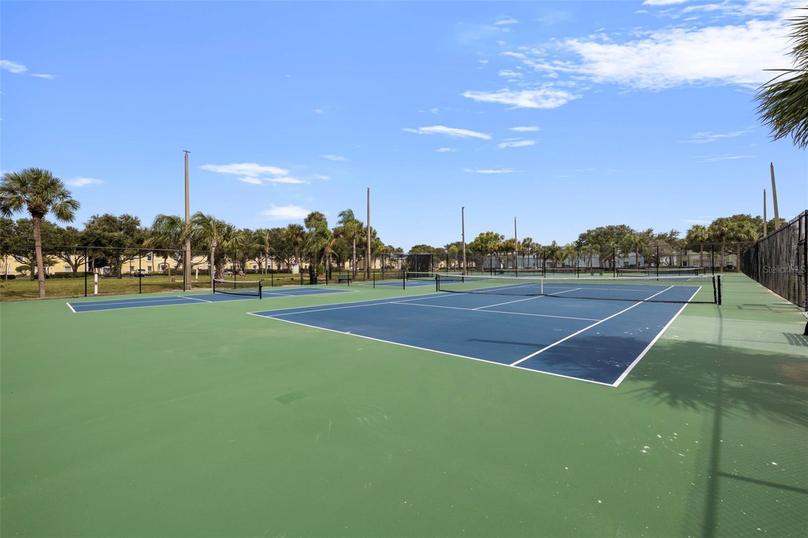 Image 43 of 72 For 5152 Salmon Drive Se D