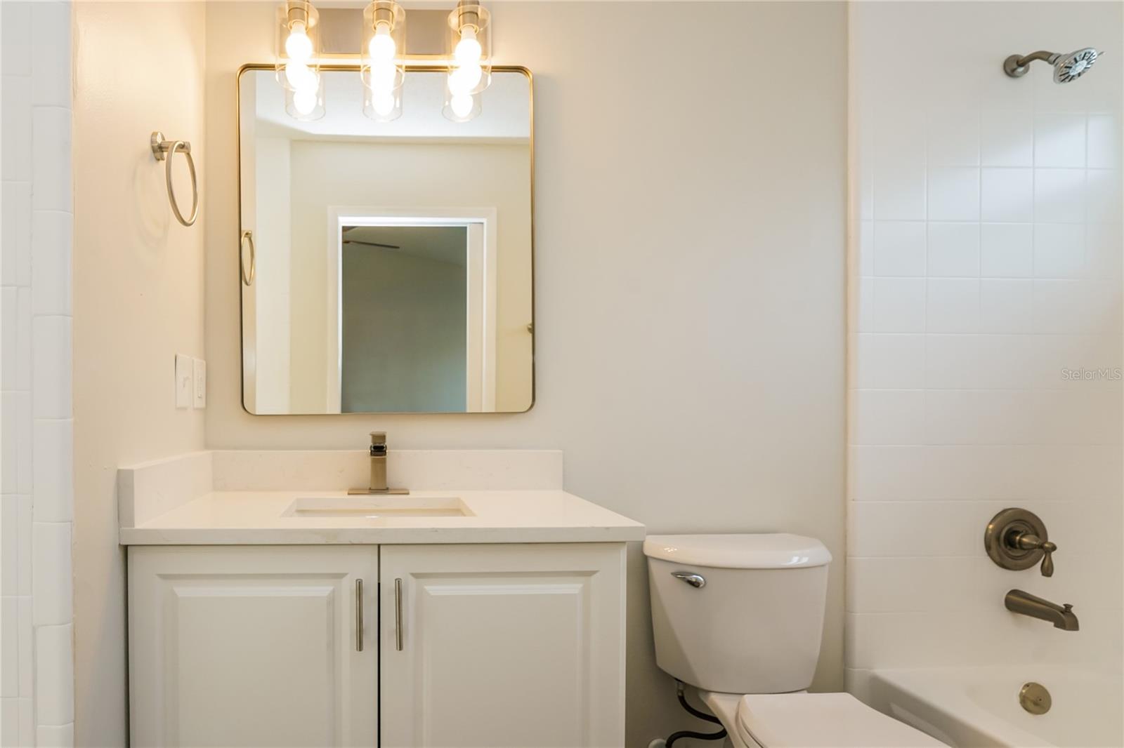 Image 11 of 15 For 1626 Woodacres Court