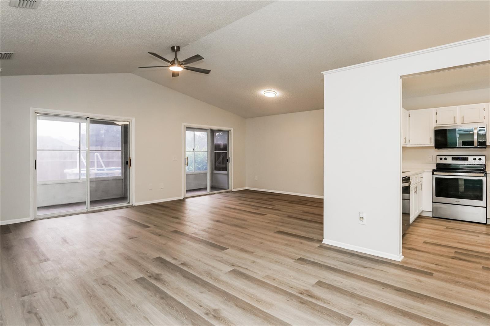 Image 5 of 15 For 1626 Woodacres Court