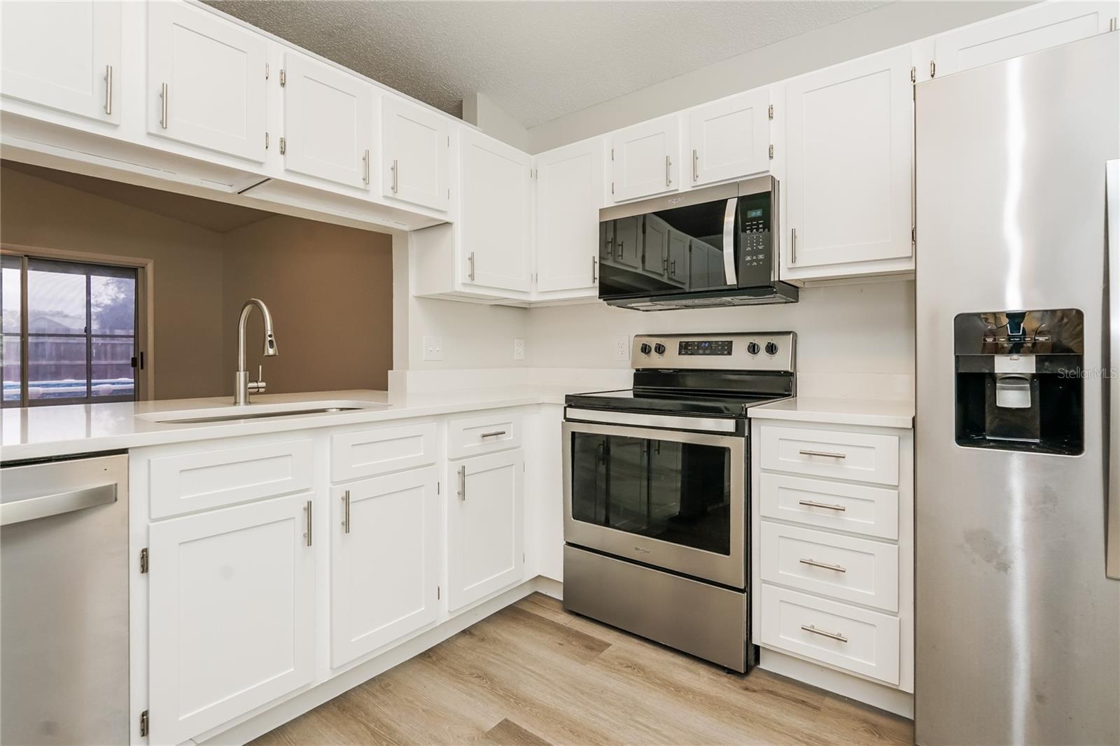 Image 6 of 15 For 1626 Woodacres Court