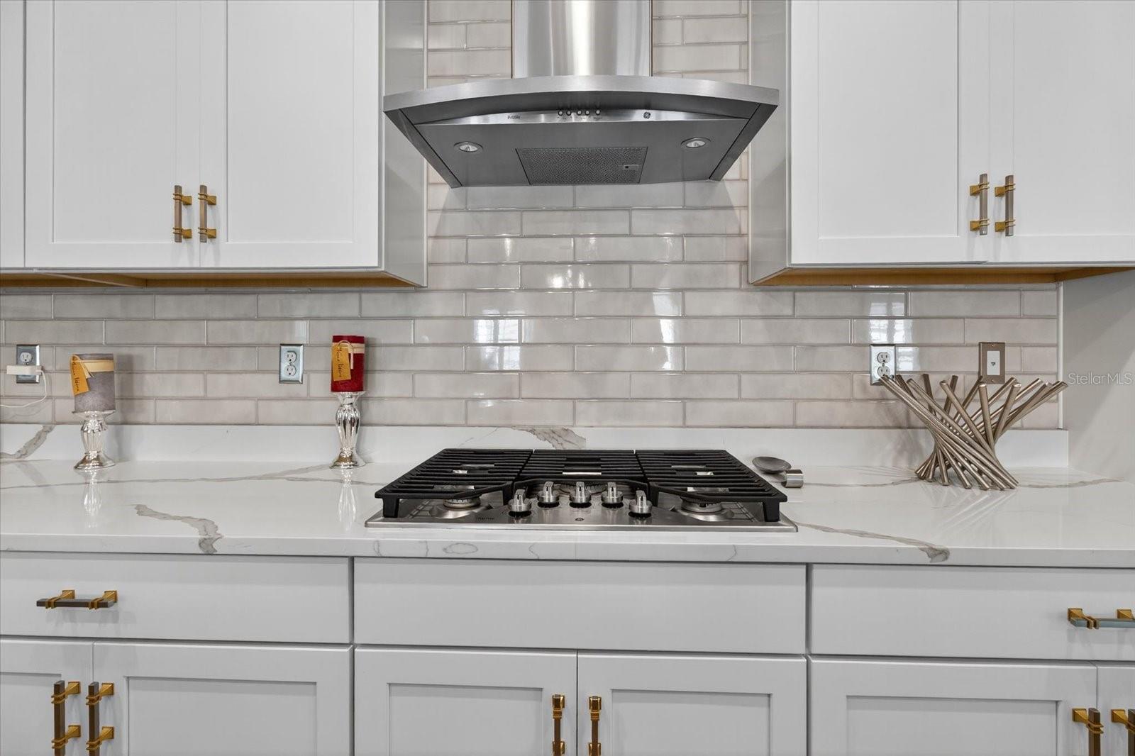 Image 13 of 57 For 5612 Del Coronado Drive