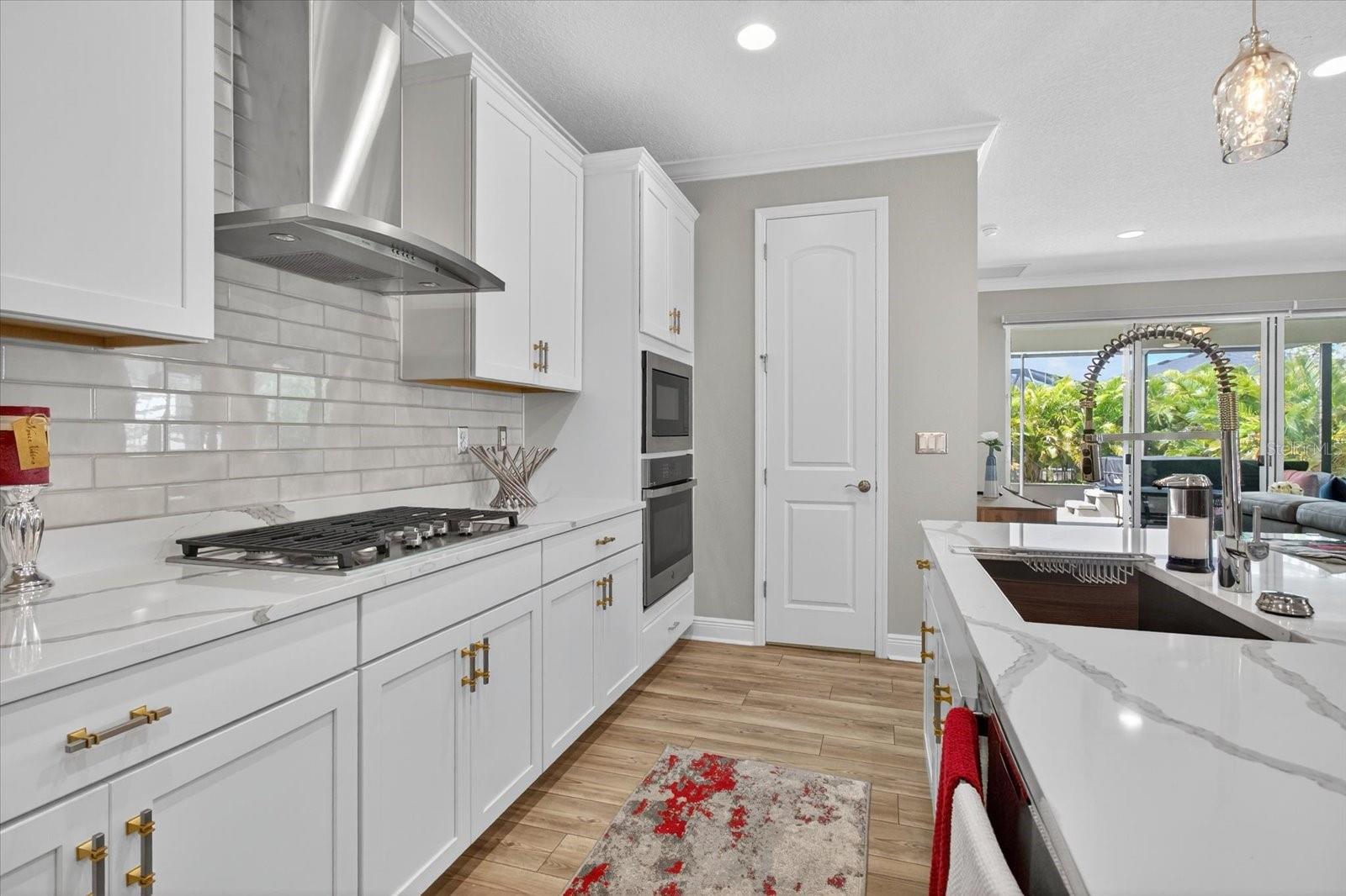 Image 14 of 57 For 5612 Del Coronado Drive