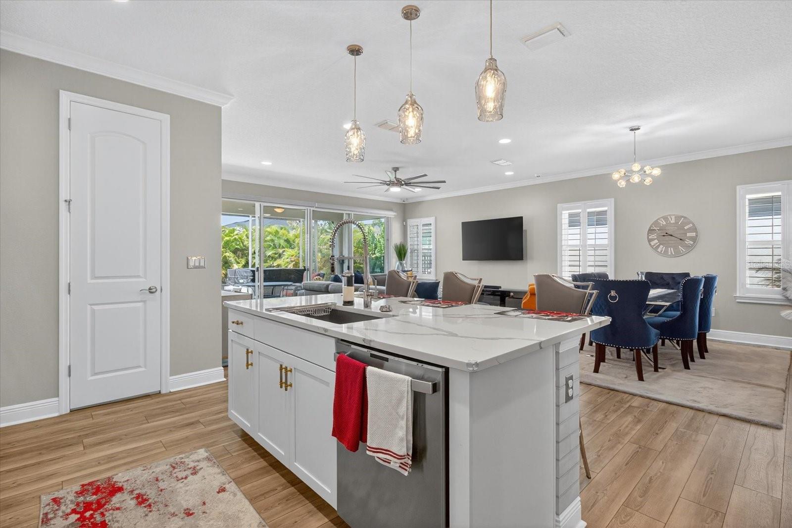 Image 15 of 57 For 5612 Del Coronado Drive