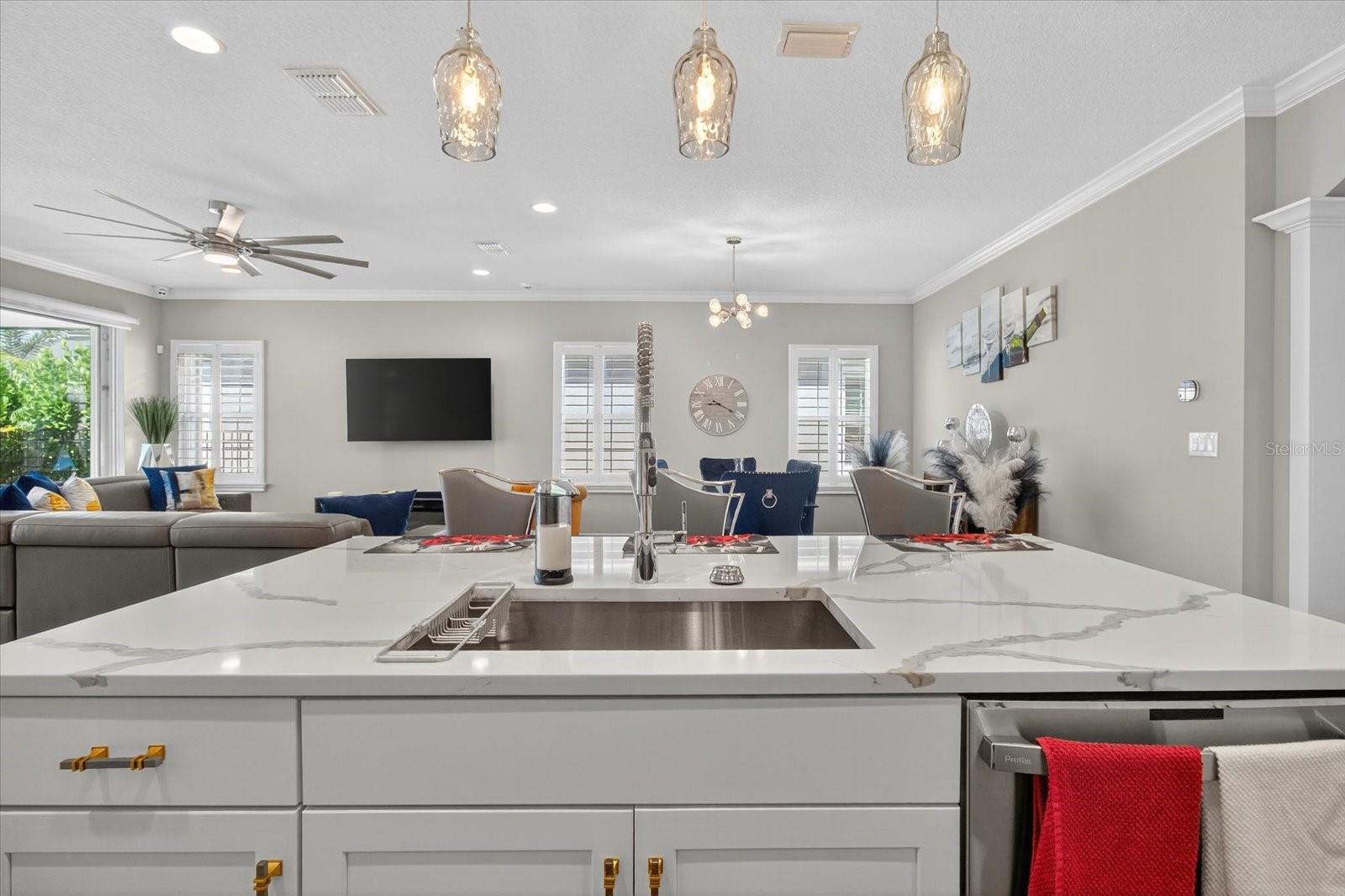 Image 16 of 57 For 5612 Del Coronado Drive