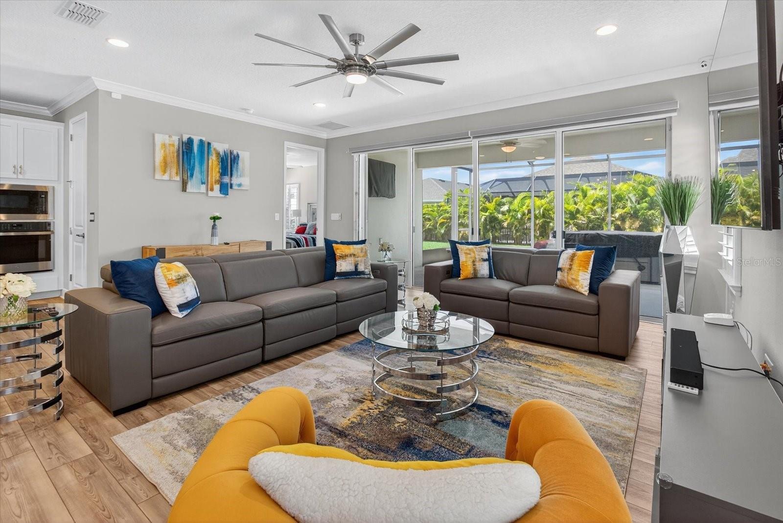 Image 23 of 57 For 5612 Del Coronado Drive