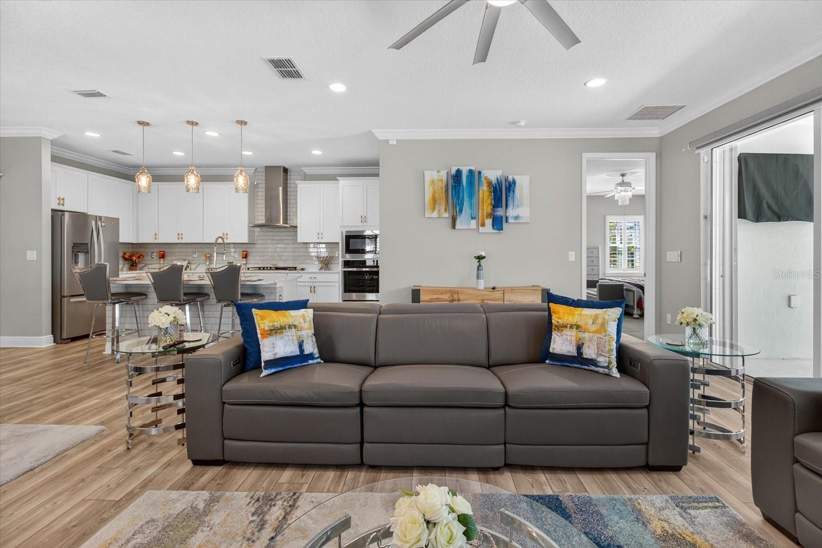 Image 27 of 57 For 5612 Del Coronado Drive