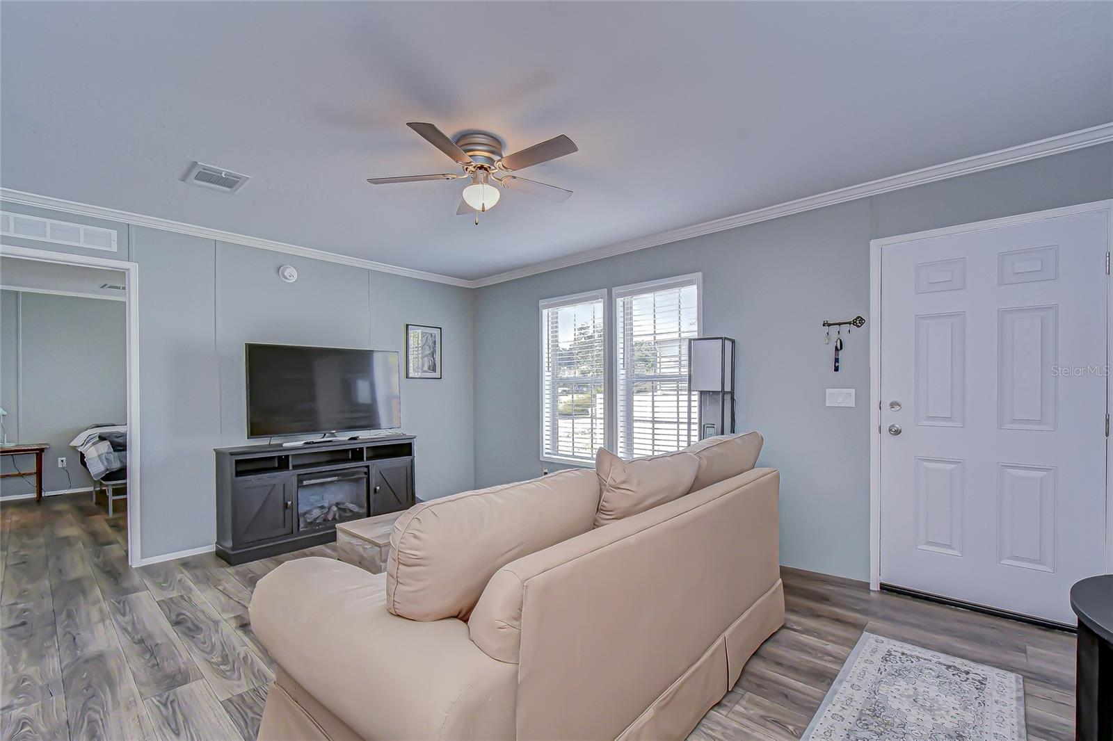 Image 5 of 36 For 37749 Geiger Road