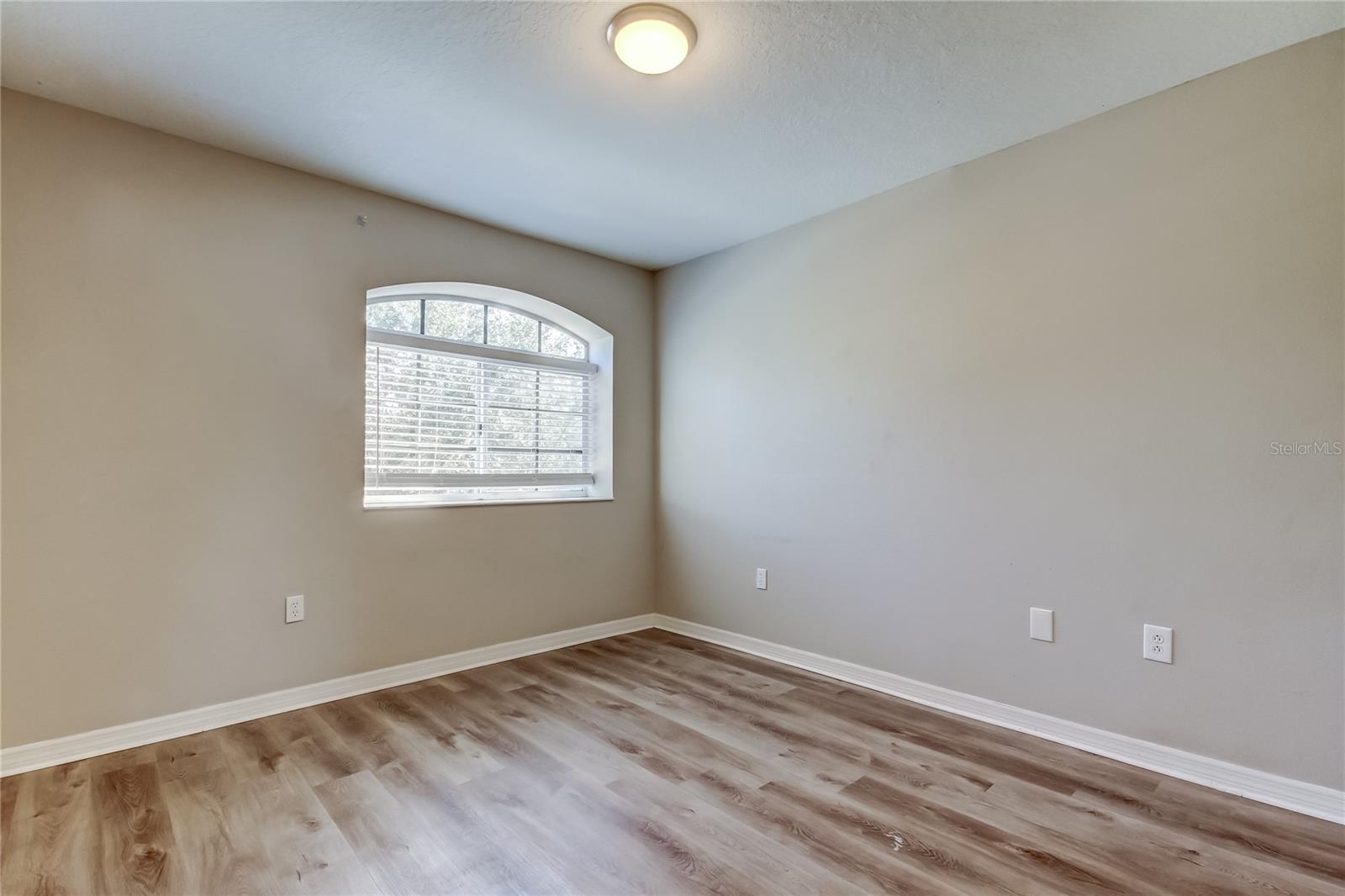 Image 32 of 44 For 8813 Founders Circle