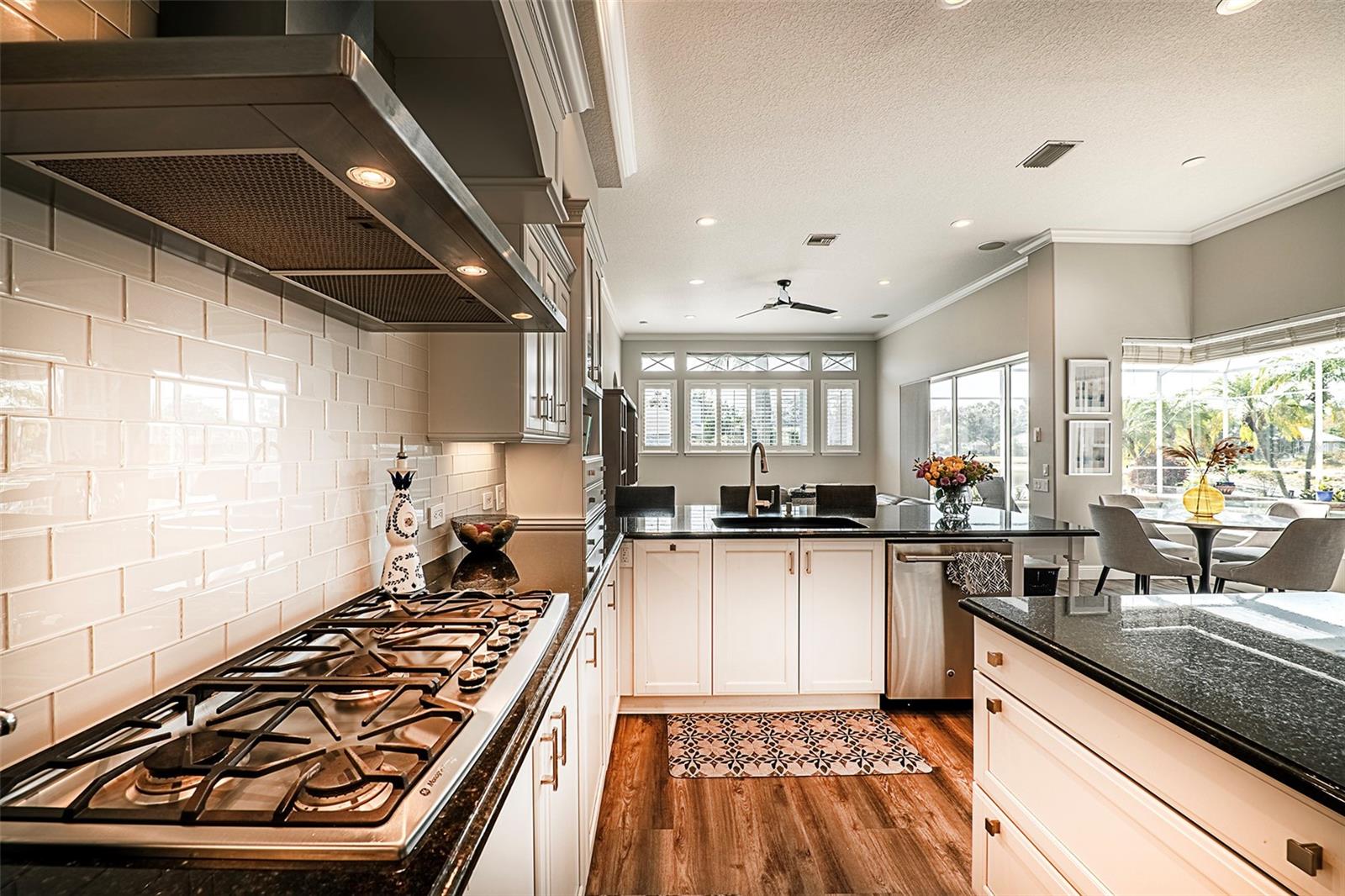 Image 11 of 42 For 3716 Janus Way