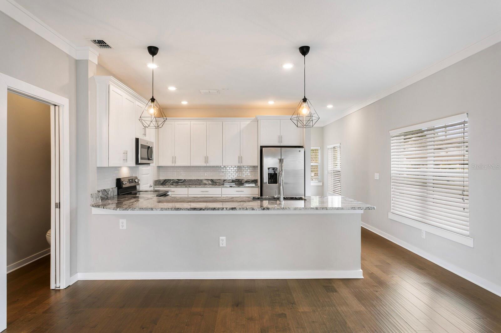 Image 16 of 46 For 2702 Gray Street A