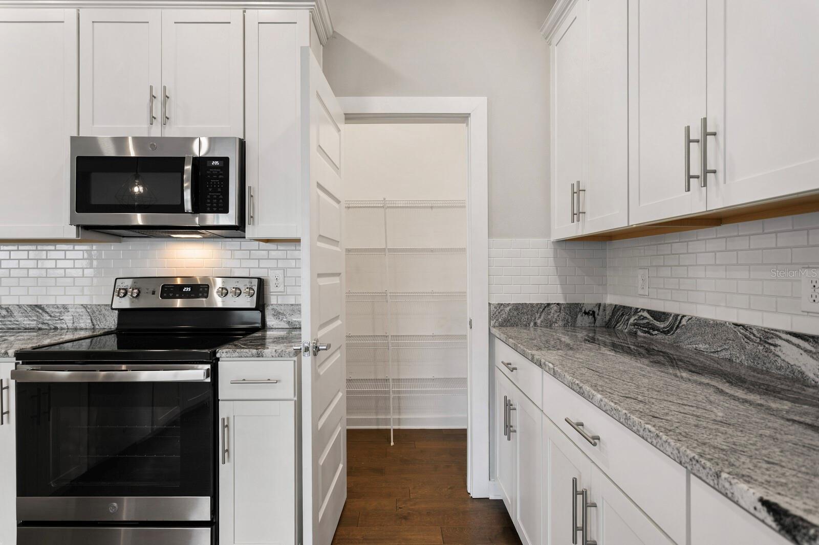 Image 21 of 46 For 2702 Gray Street A