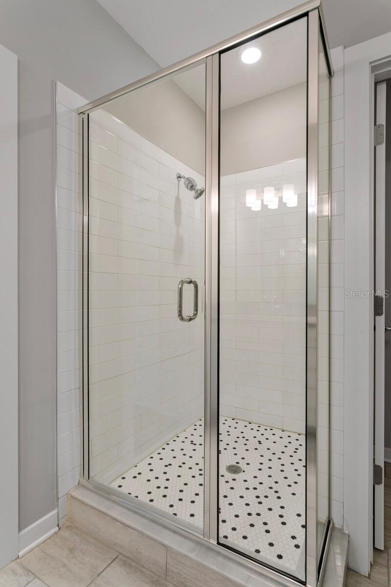 Image 30 of 46 For 2702 Gray Street A