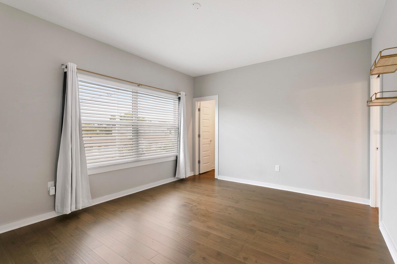 Image 31 of 46 For 2702 Gray Street A