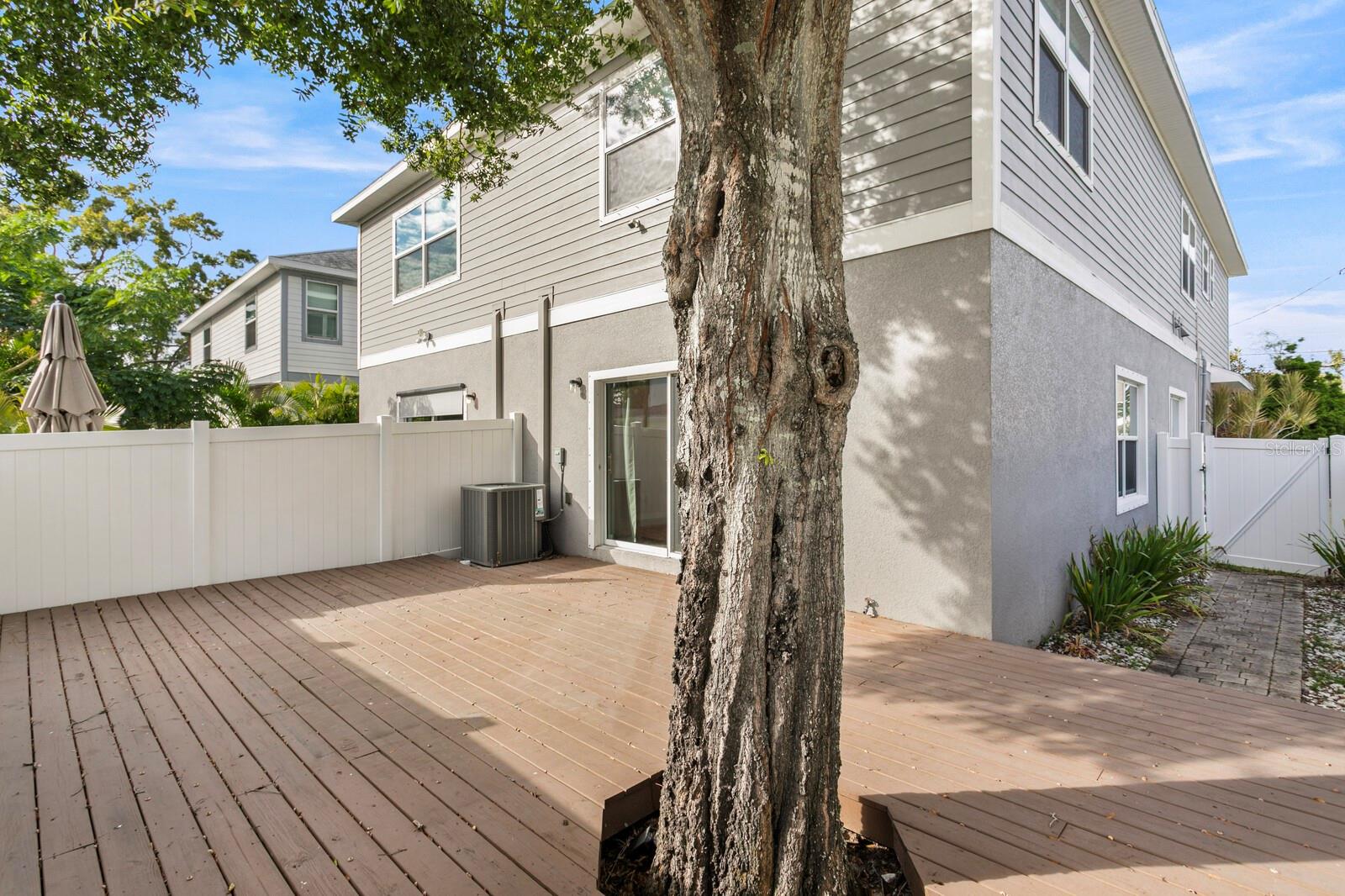 Image 45 of 46 For 2702 Gray Street A