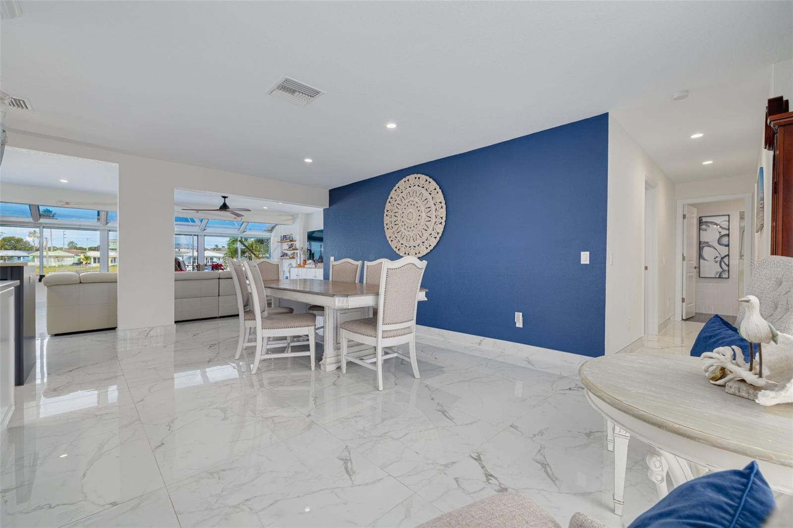 Image 11 of 69 For 5105 Pelican Drive