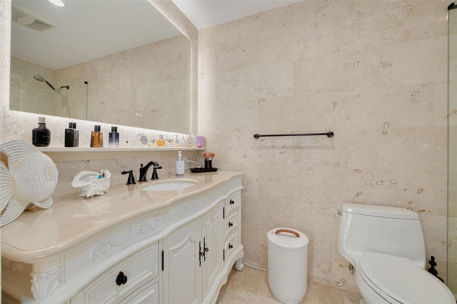 Image 22 of 69 For 5105 Pelican Drive