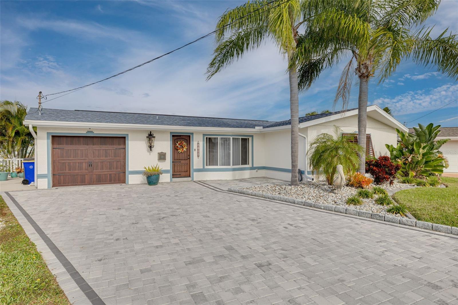 Image 5 of 69 For 5105 Pelican Drive