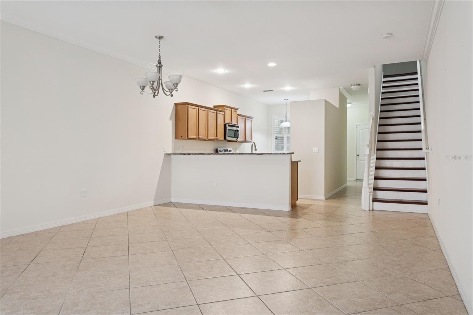 Image 10 of 25 For 9568 Trumpet Vine Loop