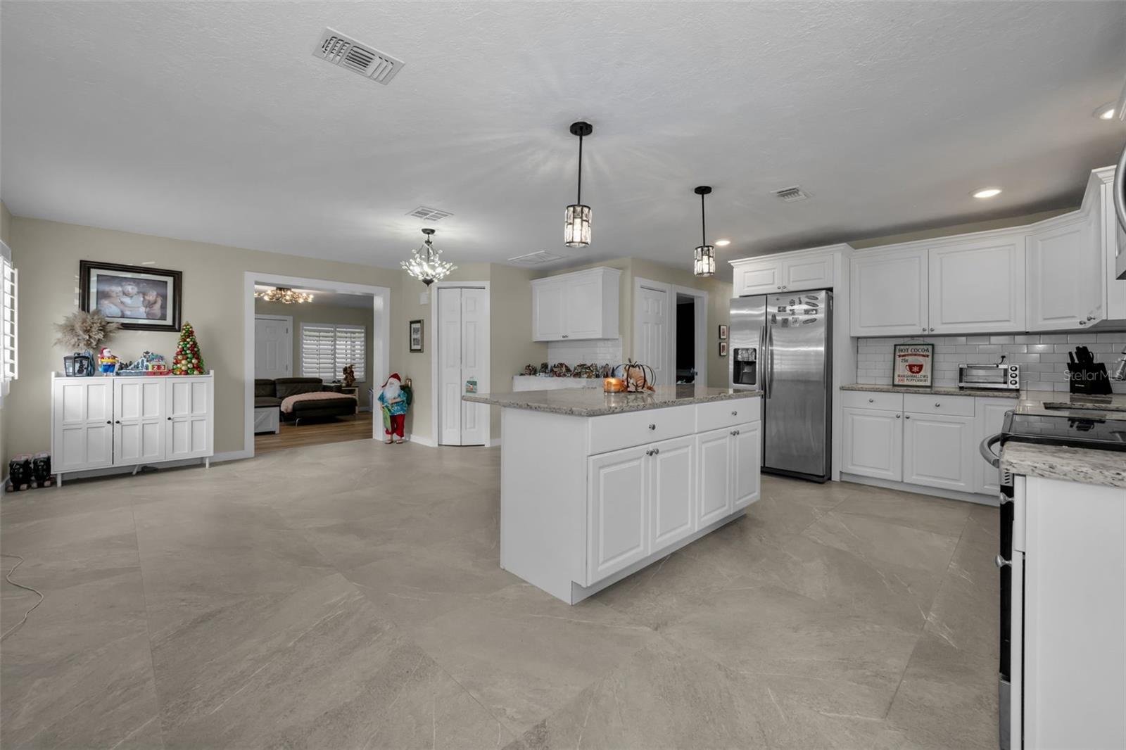 Image 6 of 31 For 5 Hayes Road