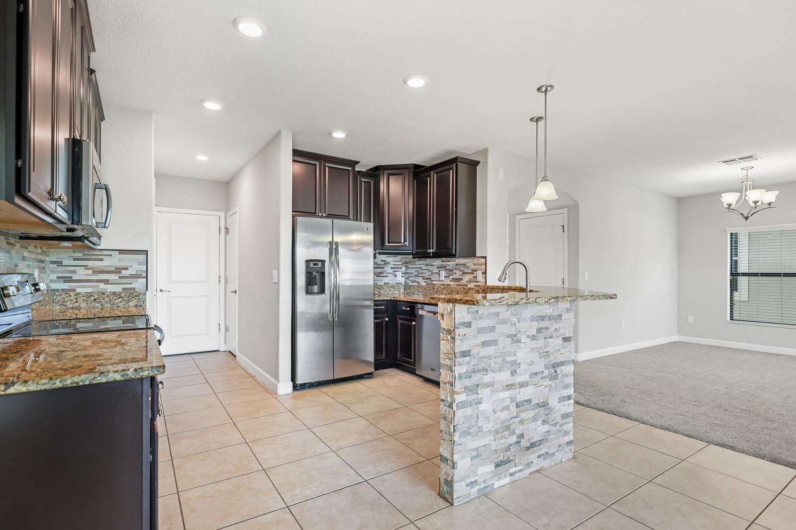 Image 10 of 39 For 10148 Newminster Loop