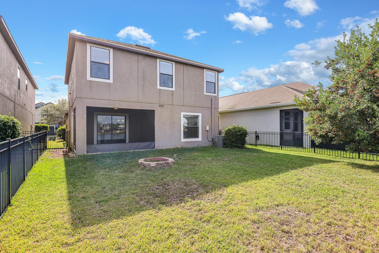 Image 27 of 39 For 10148 Newminster Loop