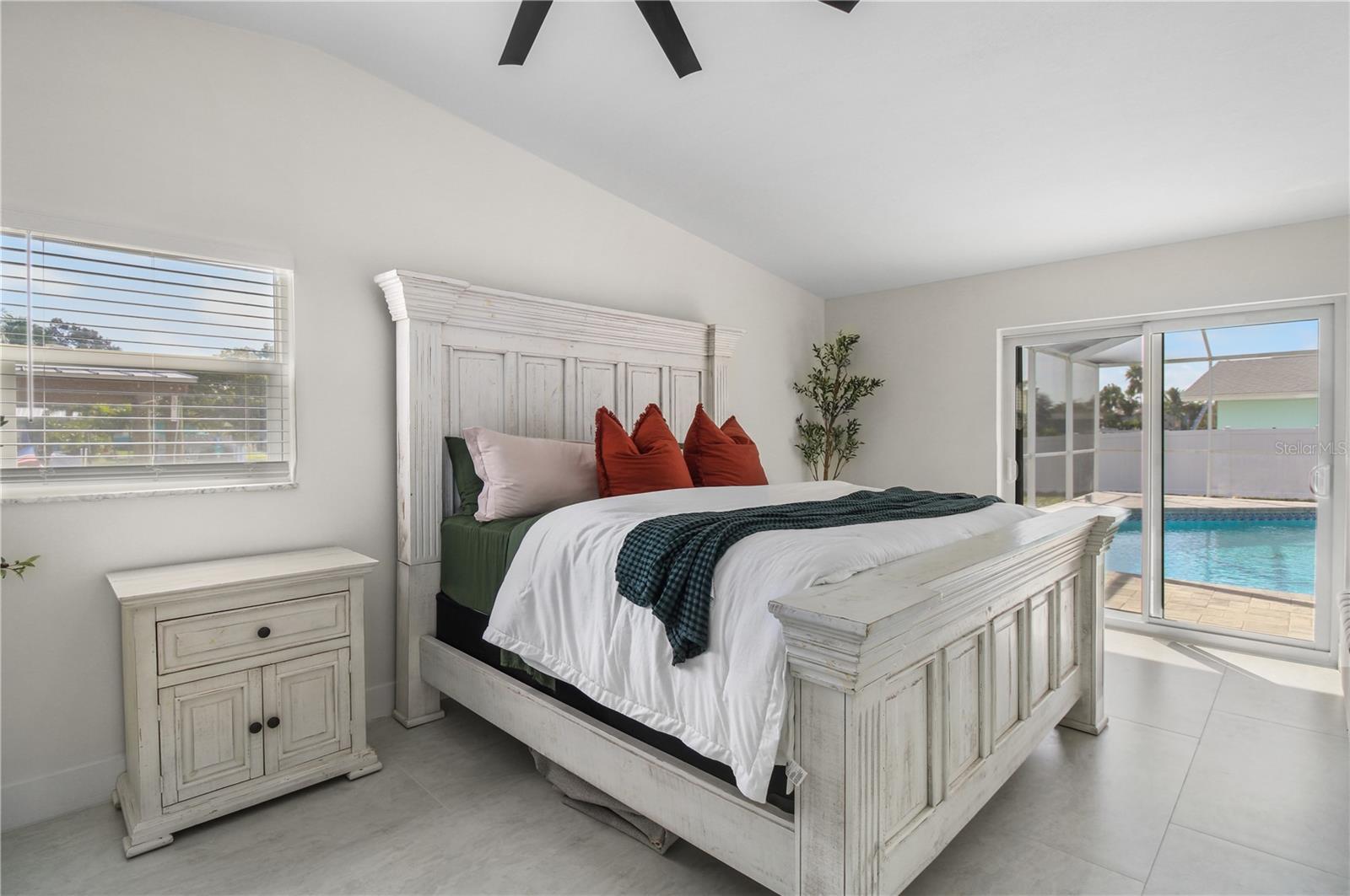 Image 25 of 42 For 1575 Brookside Boulevard