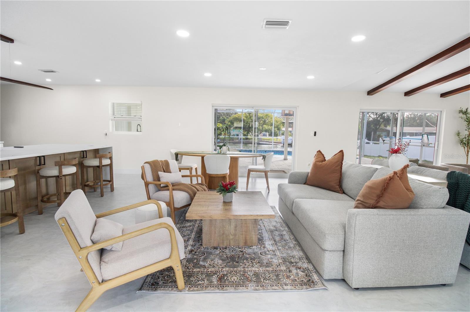 Image 6 of 42 For 1575 Brookside Boulevard