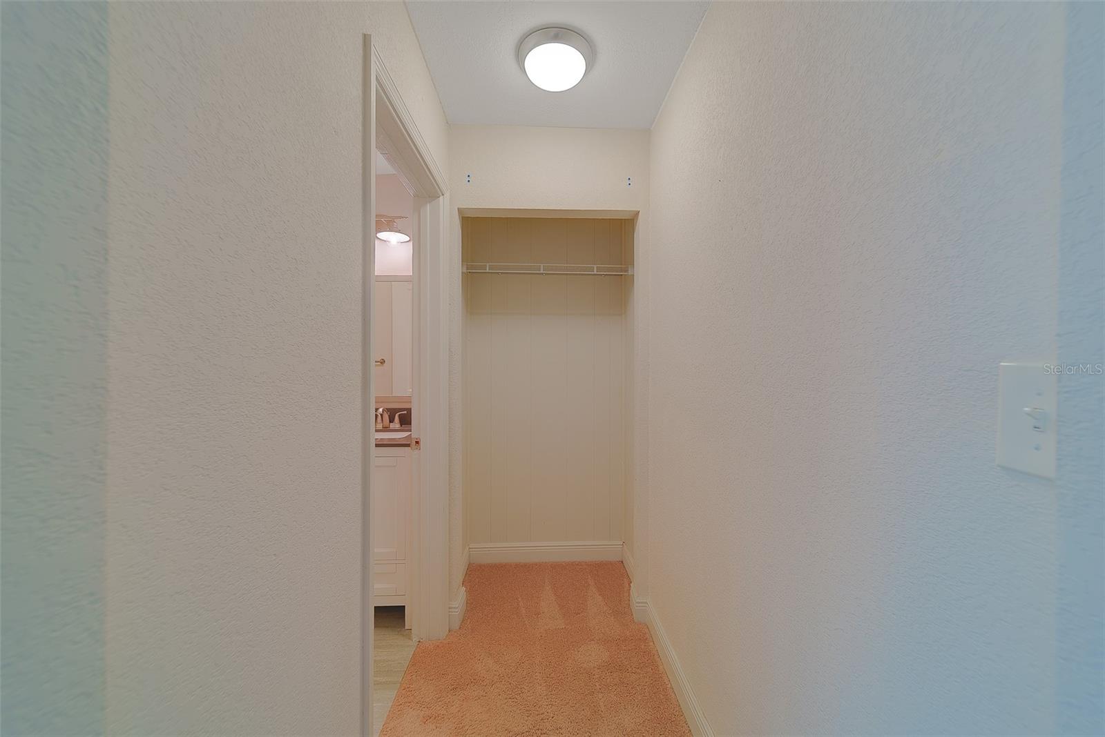 Image 17 of 52 For 225 36th Avenue Ne