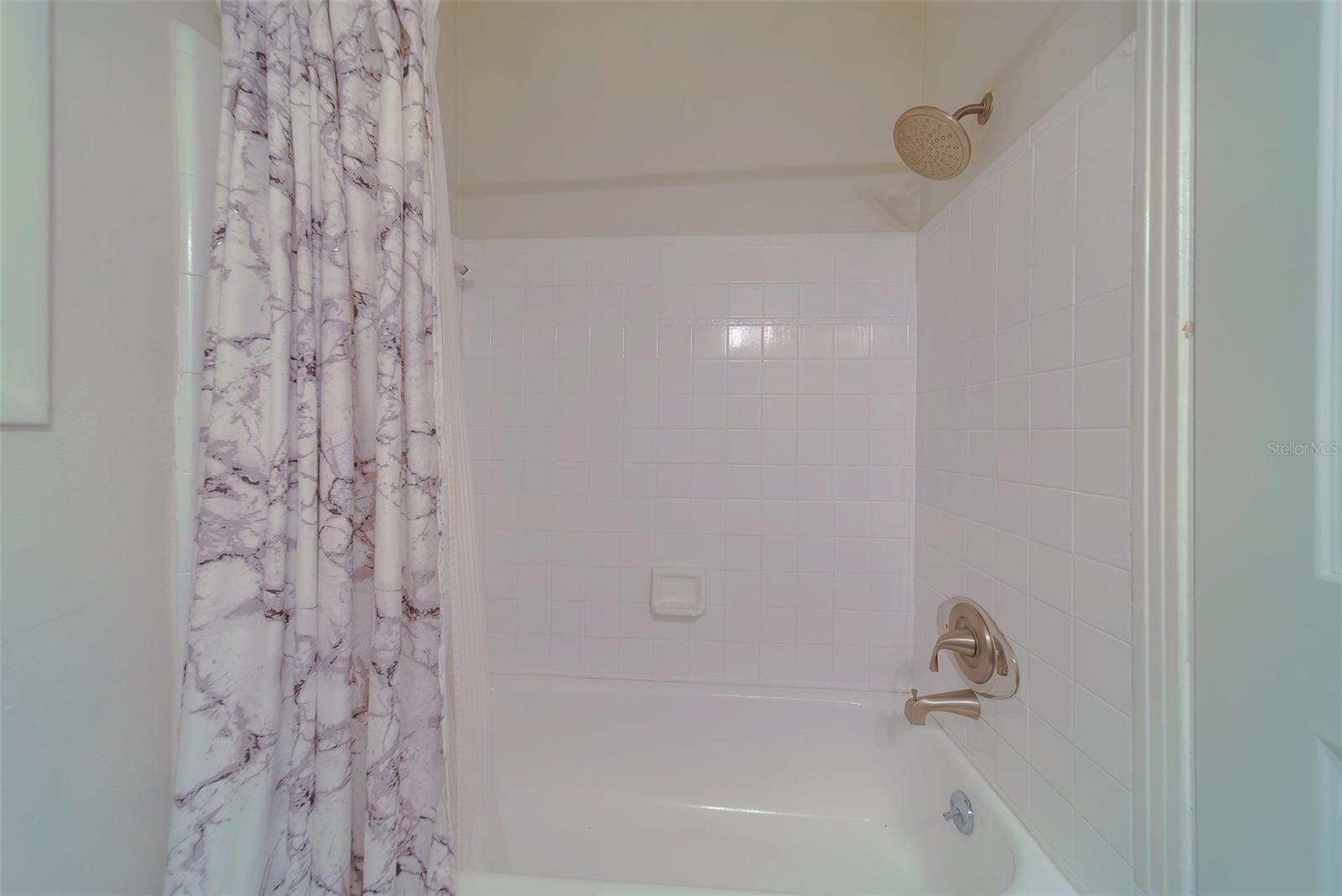 Image 24 of 52 For 225 36th Avenue Ne