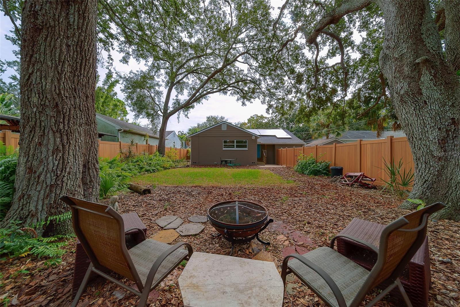 Image 32 of 52 For 225 36th Avenue Ne