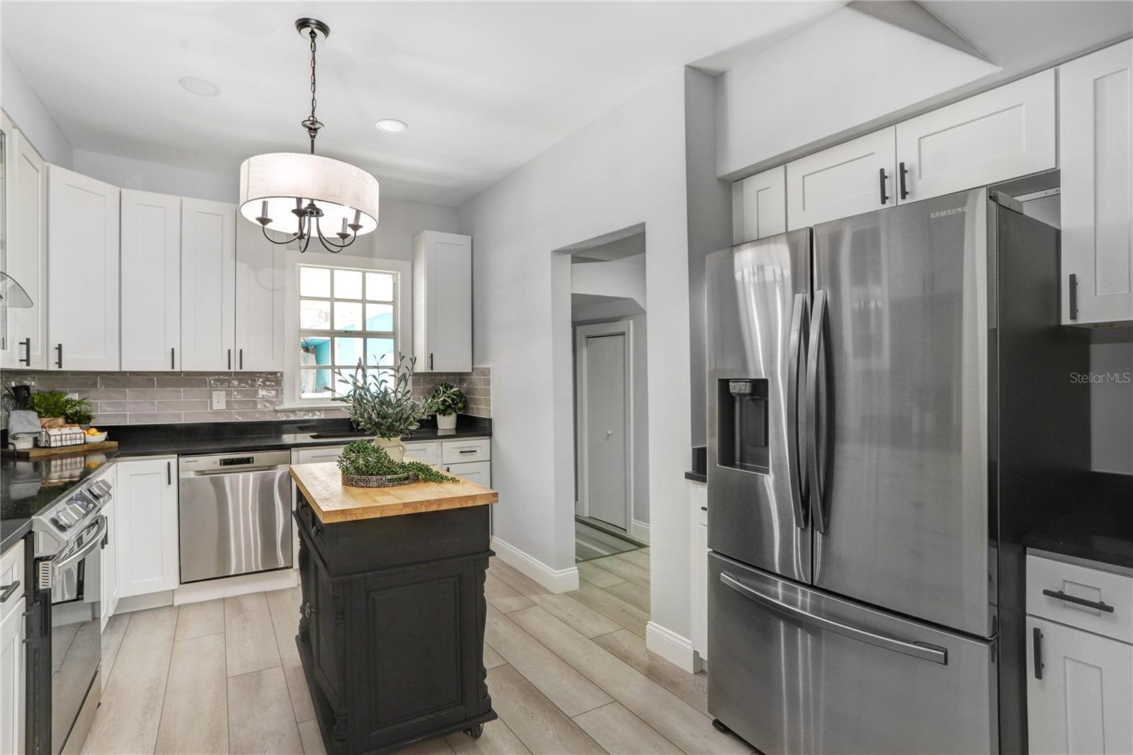 Image 11 of 38 For 1960 Mckinley Street