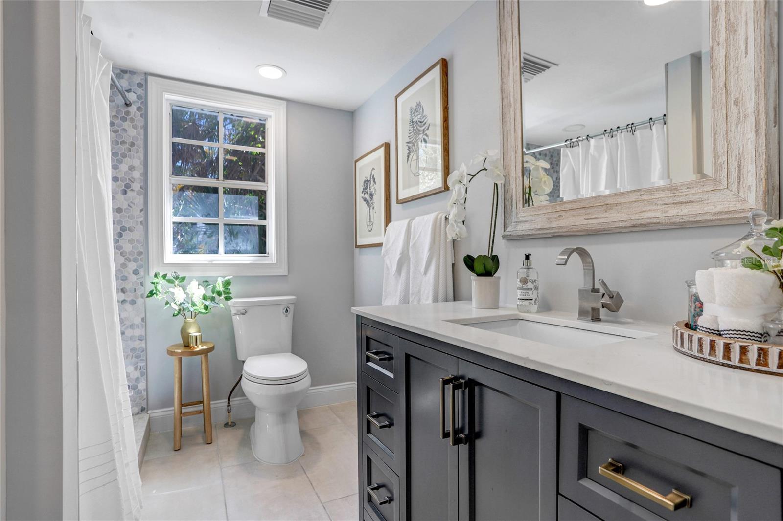 Image 19 of 38 For 1960 Mckinley Street