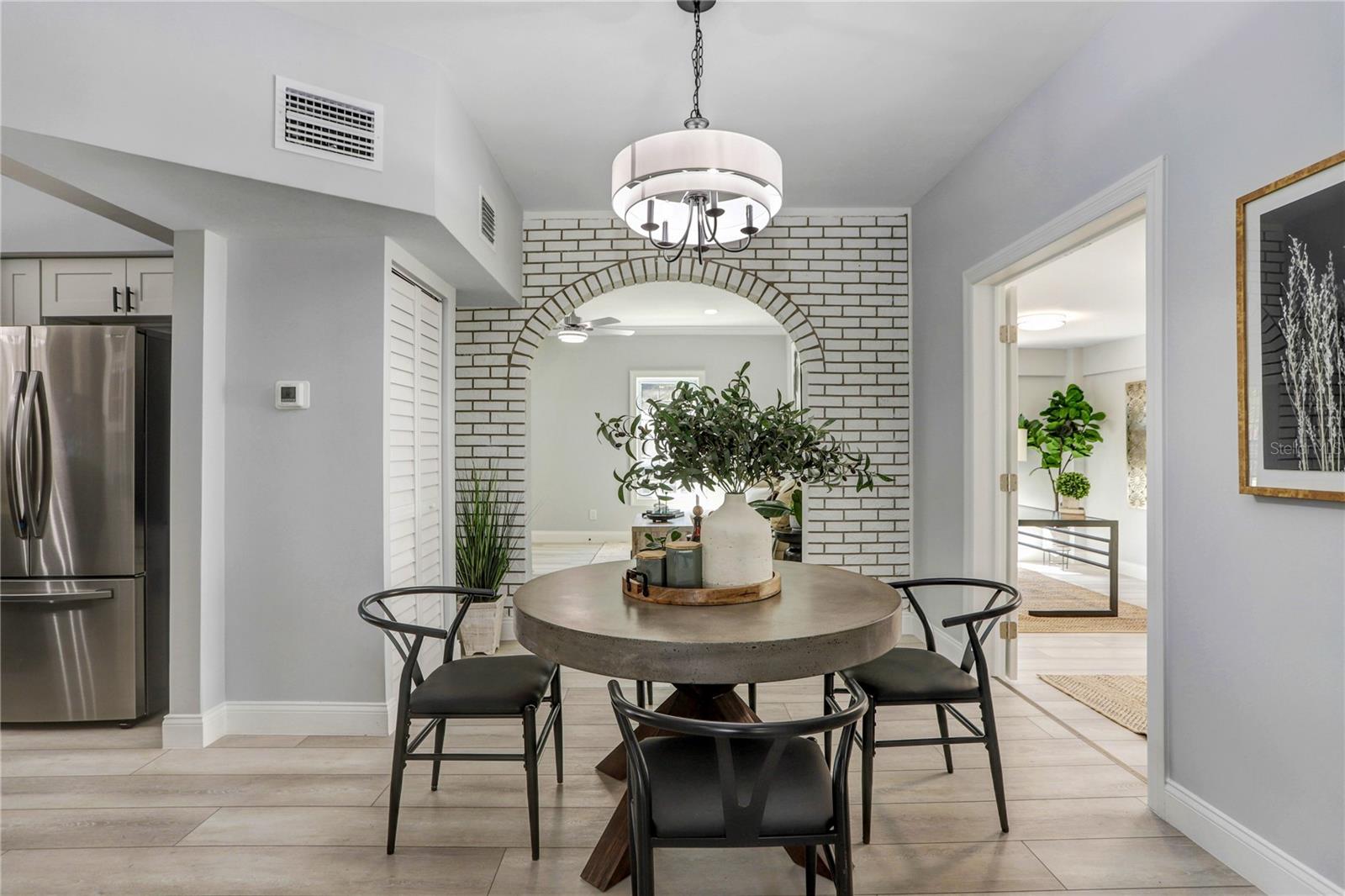 Image 6 of 38 For 1960 Mckinley Street