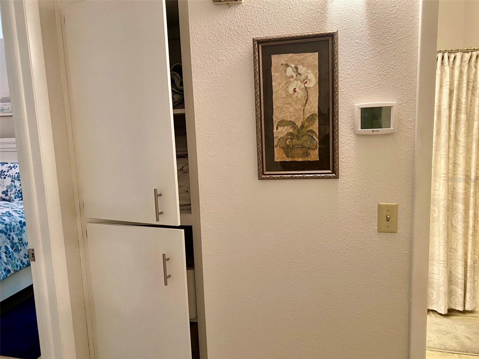 Listing photo id 18 for 2360 Irish Lane 64