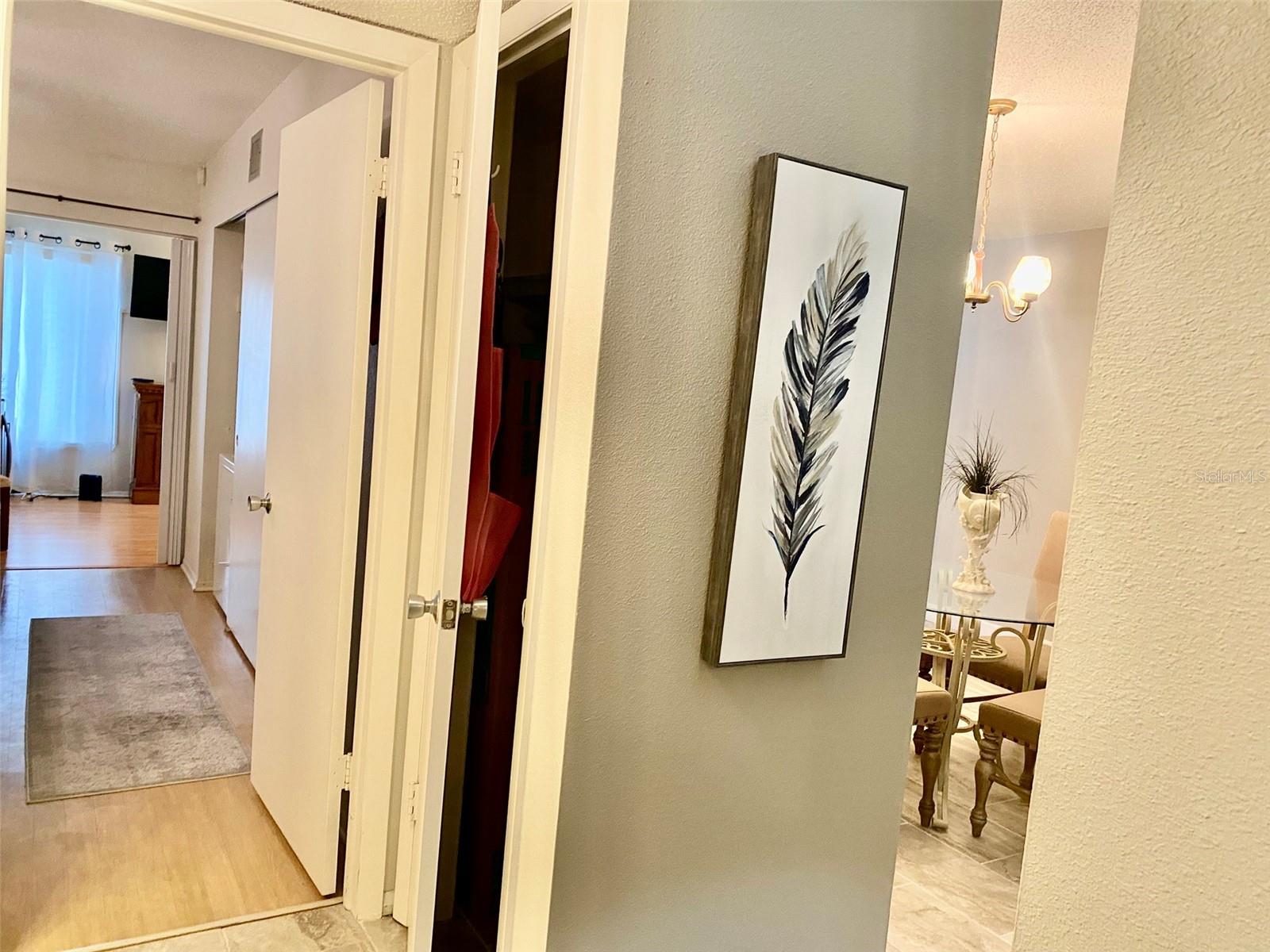 Listing photo id 19 for 2360 Irish Lane 64