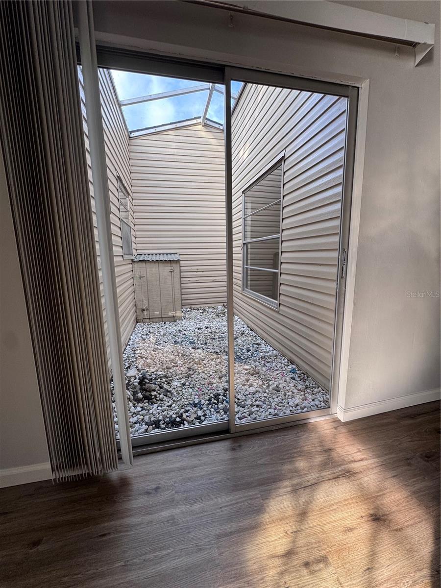 Image 5 of 20 For 615 Heritage Lane